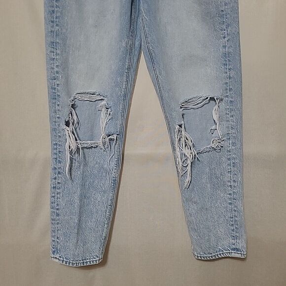 American Eagle Mom Jean Womens Size 2 Regular Light Wash High Rise Distressed - Picture 4 of 12